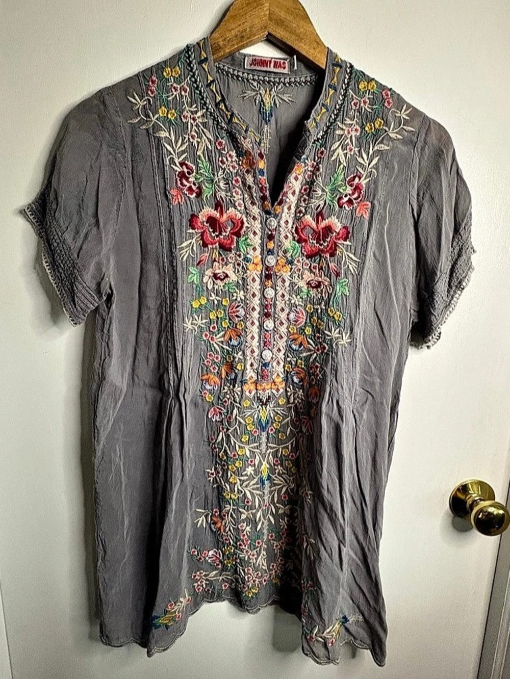 Johnny Was Sz S Embroidered Gray Tunic Crochet Covered Buttons Vegan-Silk Boho